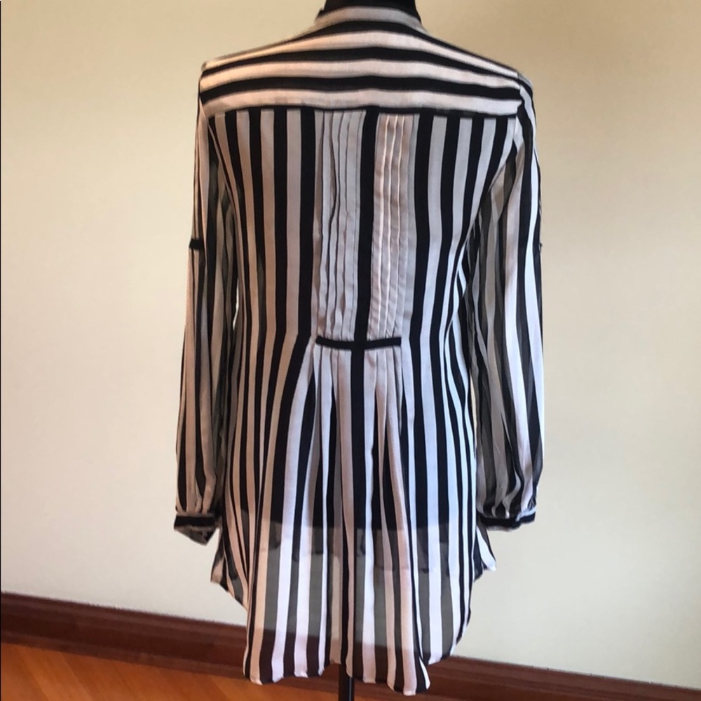 Zara Basic Striped Long Top Size Small🌸